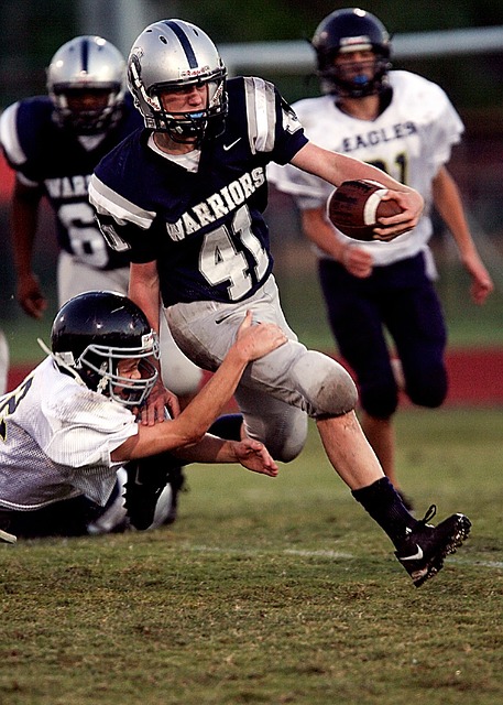 还极力促成 还极力促成